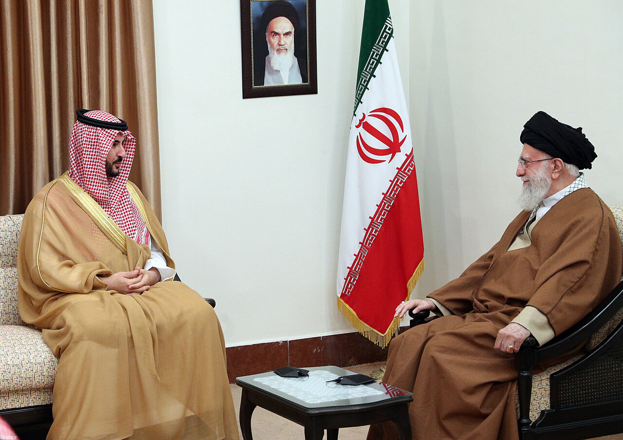 اهداف سفر  «برادرِ بن سلمان» به ایران در آستانه دور دوم مذاکرات ایران و آمریکا